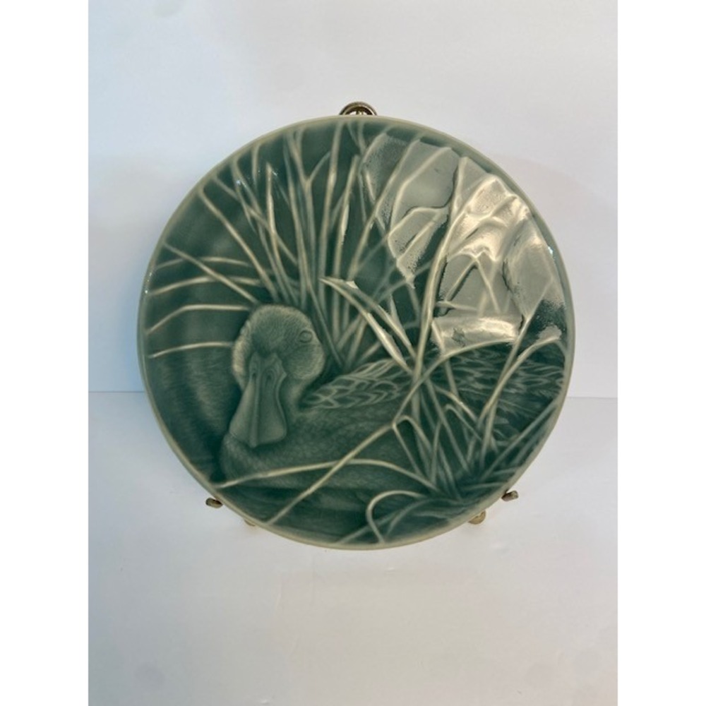 Edgecomb Potters Celadon Glazed Duck Studio Pottery Plate Sage Green 8.25in